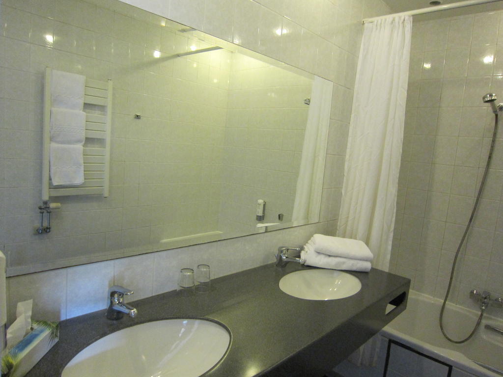 Hotel De Vrede Diksmuide Bilik gambar